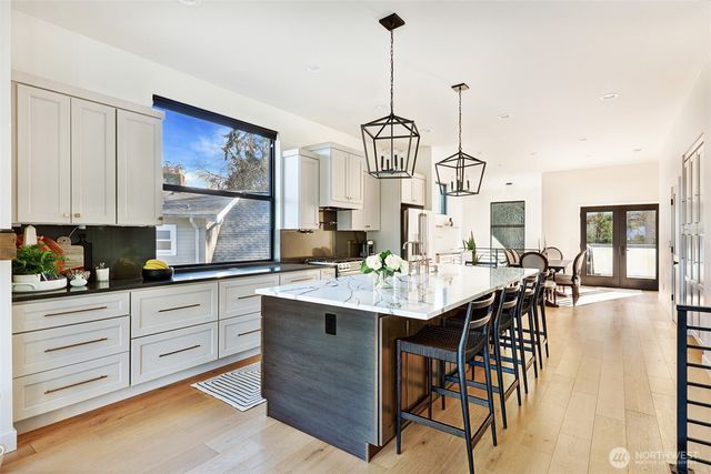 4224 NE 124th Street, Seattle, WA 98125