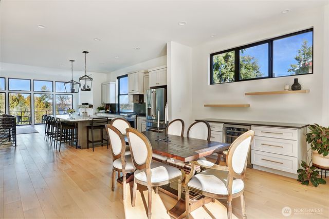 4224 NE 124th Street, Seattle, WA 98125