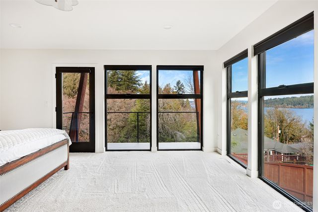 4224 NE 124th Street, Seattle, WA 98125