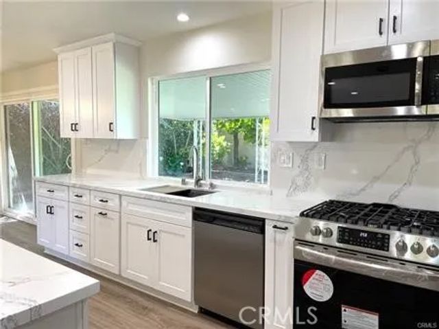 3421 Rowena Drive, Rossmoor, CA 90720