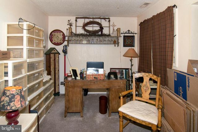 15 DOVER DR, Lindenwold, NJ 08021