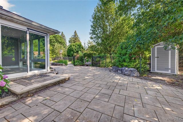 1985 Maple Road, Amherst, NY 14221