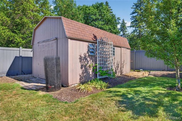1985 Maple Road, Amherst, NY 14221