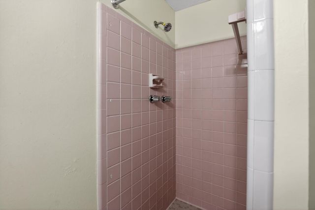 4859 ORTIE DR, Memphis, TN 38109