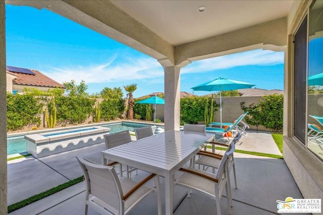 26 Medoc, Rancho Mirage, CA 92270