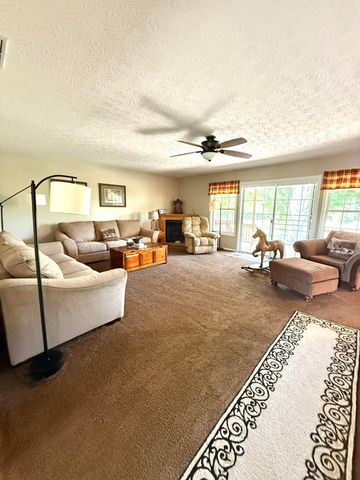 173 Brewer Way, Lancaster, KY 40444
