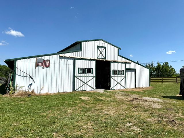 173 Brewer Way, Lancaster, KY 40444
