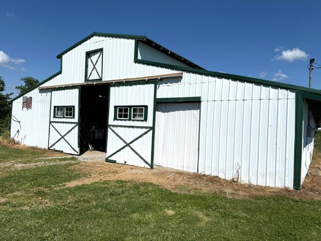 173 Brewer Way, Lancaster, KY 40444