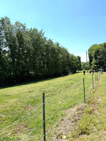 173 Brewer Way, Lancaster, KY 40444