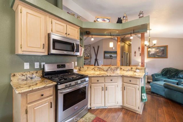 1035 W Fairway, Big Bear City, CA 92314