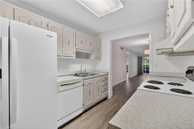 200 Pebble Beach BLVD D103, Naples, FL 34113