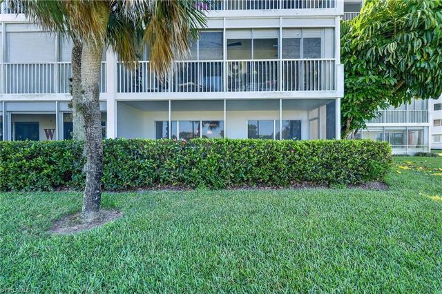 200 Pebble Beach BLVD D103, Naples, FL 34113