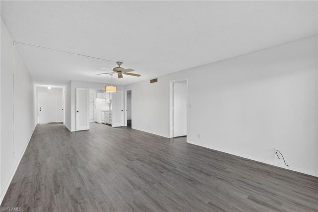 200 Pebble Beach BLVD D103, Naples, FL 34113