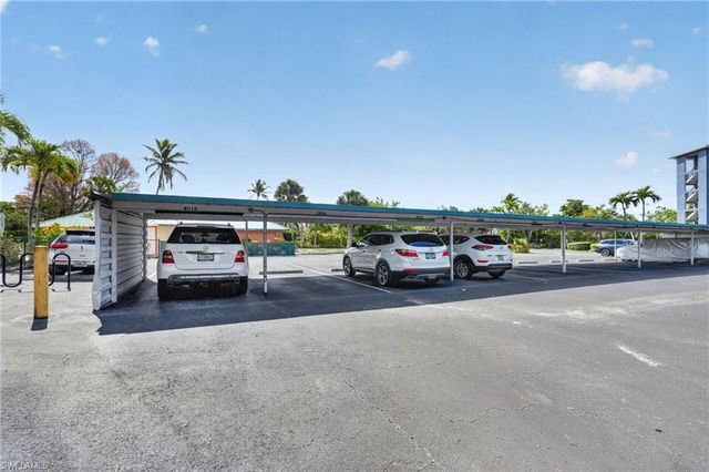 200 Pebble Beach BLVD D103, Naples, FL 34113