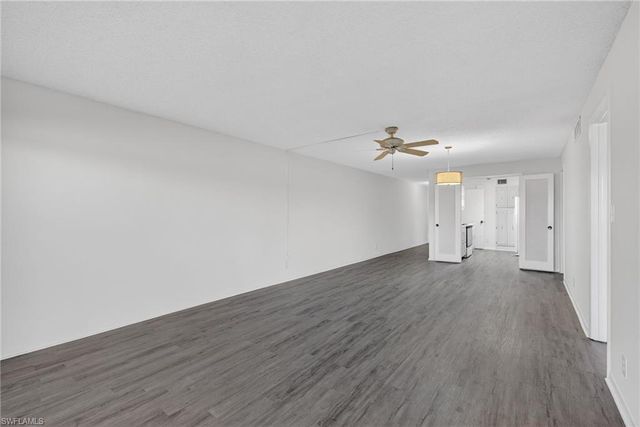 200 Pebble Beach BLVD D103, Naples, FL 34113