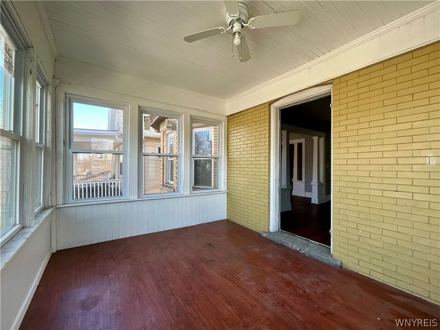 919 Ferry Avenue, Niagara Falls, NY 14301