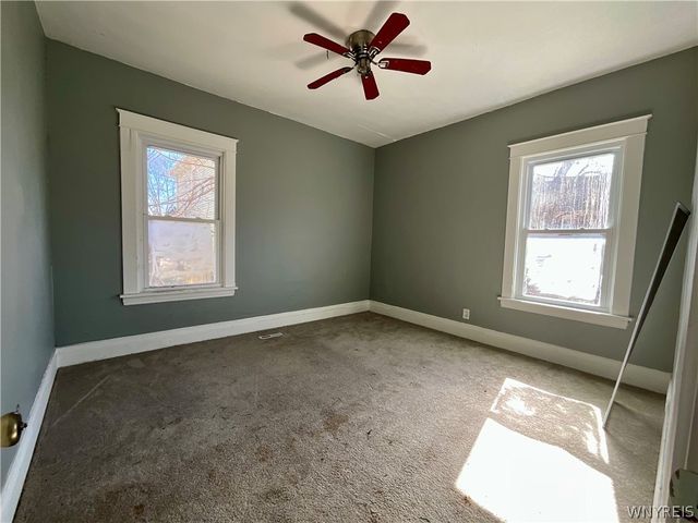 919 Ferry Avenue, Niagara Falls, NY 14301