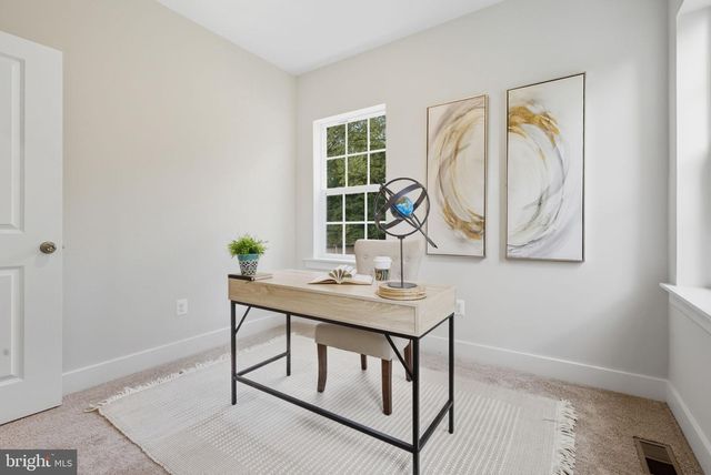 328 RIDGE RD, Washington Grove, MD 20880