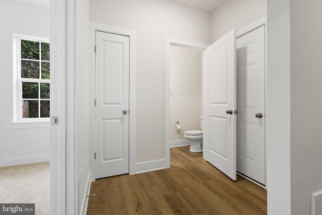 328 RIDGE RD, Washington Grove, MD 20880