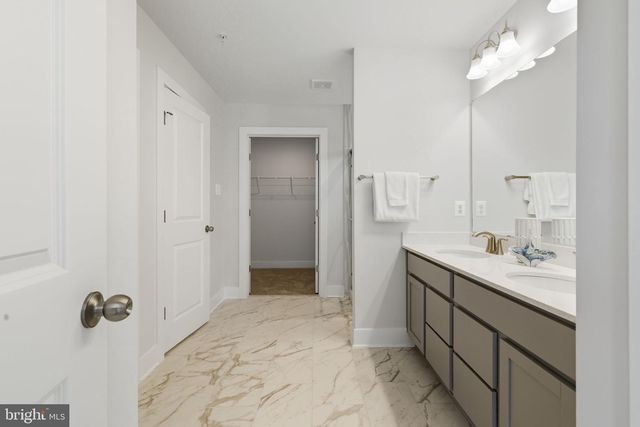 328 RIDGE RD, Washington Grove, MD 20880