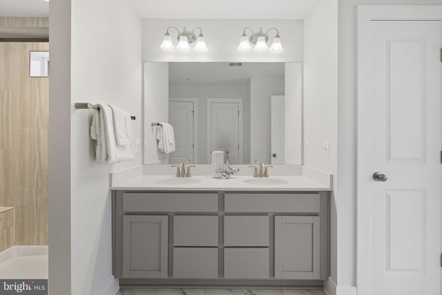 328 RIDGE RD, Washington Grove, MD 20880