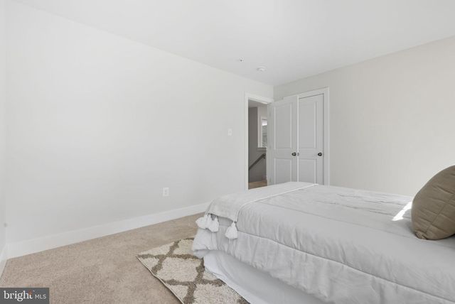 328 RIDGE RD, Washington Grove, MD 20880