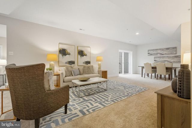 328 RIDGE RD, Washington Grove, MD 20880