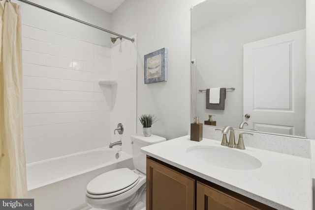 328 RIDGE RD, Washington Grove, MD 20880