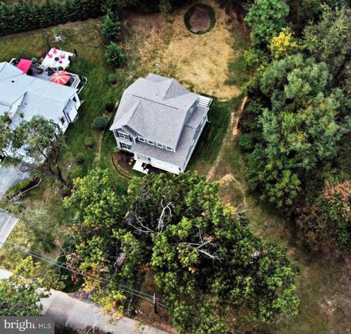 328 RIDGE RD, Washington Grove, MD 20880