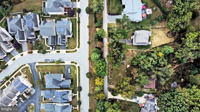 328 RIDGE RD, Washington Grove, MD 20880