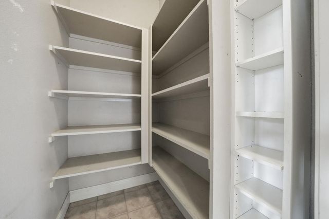 6710 Baldwin St, Valley Springs, CA 95252