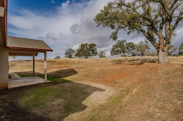 6710 Baldwin St, Valley Springs, CA 95252