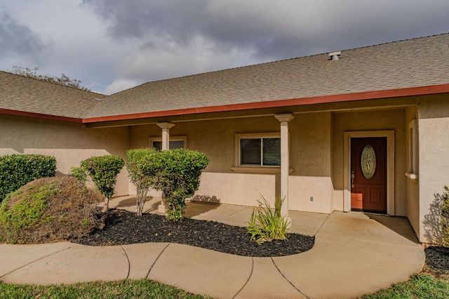 6710 Baldwin St, Valley Springs, CA 95252