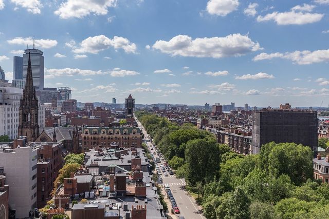 2 Commonwealth Ave 11H, Boston, MA 02116