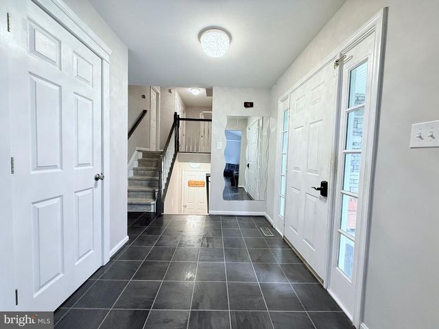 5801 CAMBRIDGE DR, Fredericksburg, VA 22407