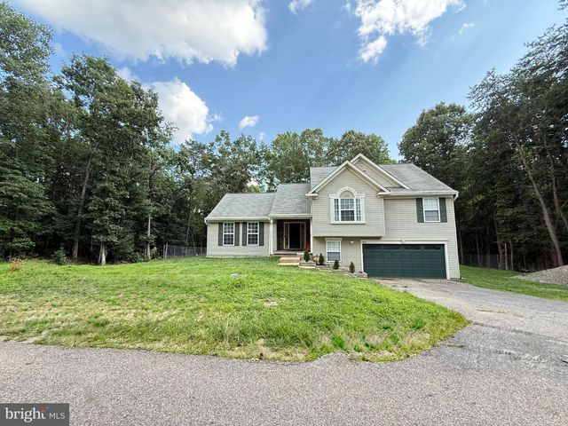 5801 CAMBRIDGE DR, Fredericksburg, VA 22407