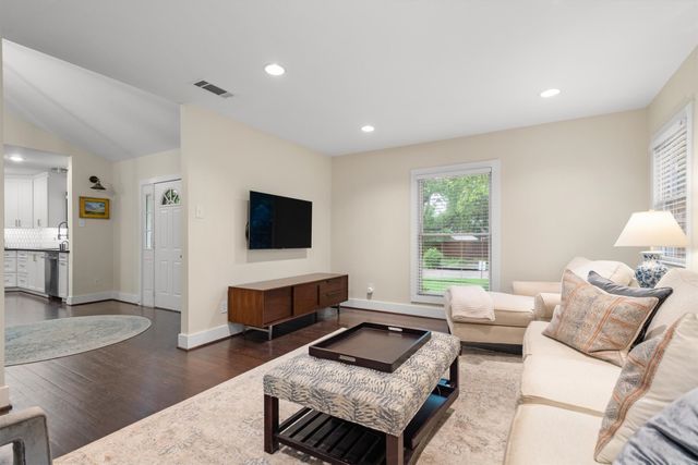 8602 Angora Street, Dallas, TX 75218