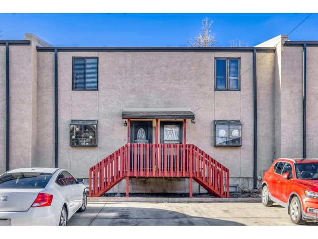 1109 8th St, Golden, CO 80401