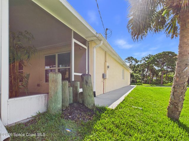 661 Jenkins Street, Sebastian, FL 32958