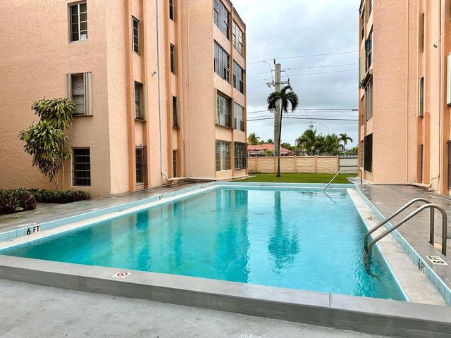 7355 W 4th Avenue 215, Hialeah, FL 33014