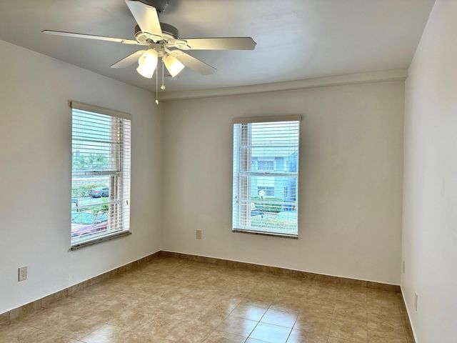 7355 W 4th Avenue 215, Hialeah, FL 33014