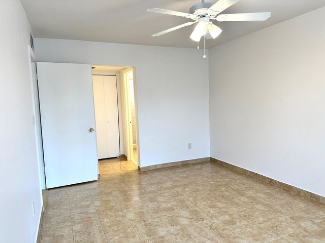7355 W 4th Avenue 215, Hialeah, FL 33014