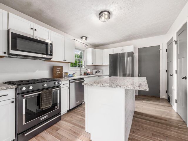 1654 Marshall Avenue, Obetz, OH 43207