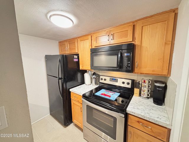 1600 N Wilmot Rd Unit 316, Tucson, AZ 85712