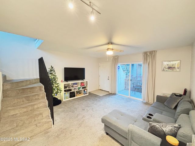 1600 N Wilmot Rd Unit 316, Tucson, AZ 85712