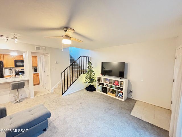 1600 N Wilmot Rd Unit 316, Tucson, AZ 85712