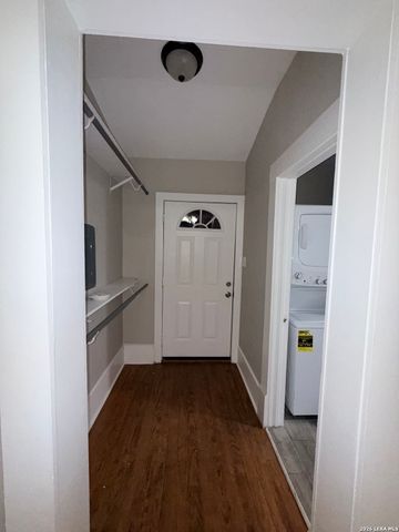 202 Hunstock, San Antonio, TX 78210