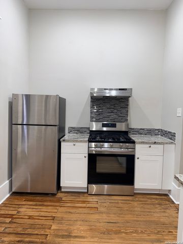 202 Hunstock, San Antonio, TX 78210