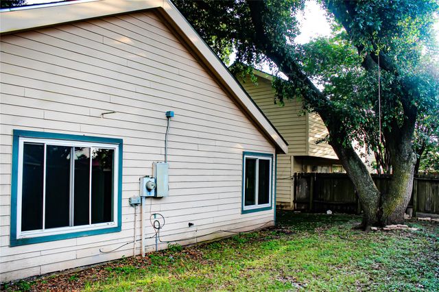 19734 Lake Hollow, Houston, TX 77084