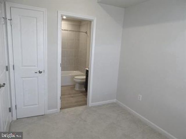 1024 TRESTLE DR, Fredericksburg, VA 22401